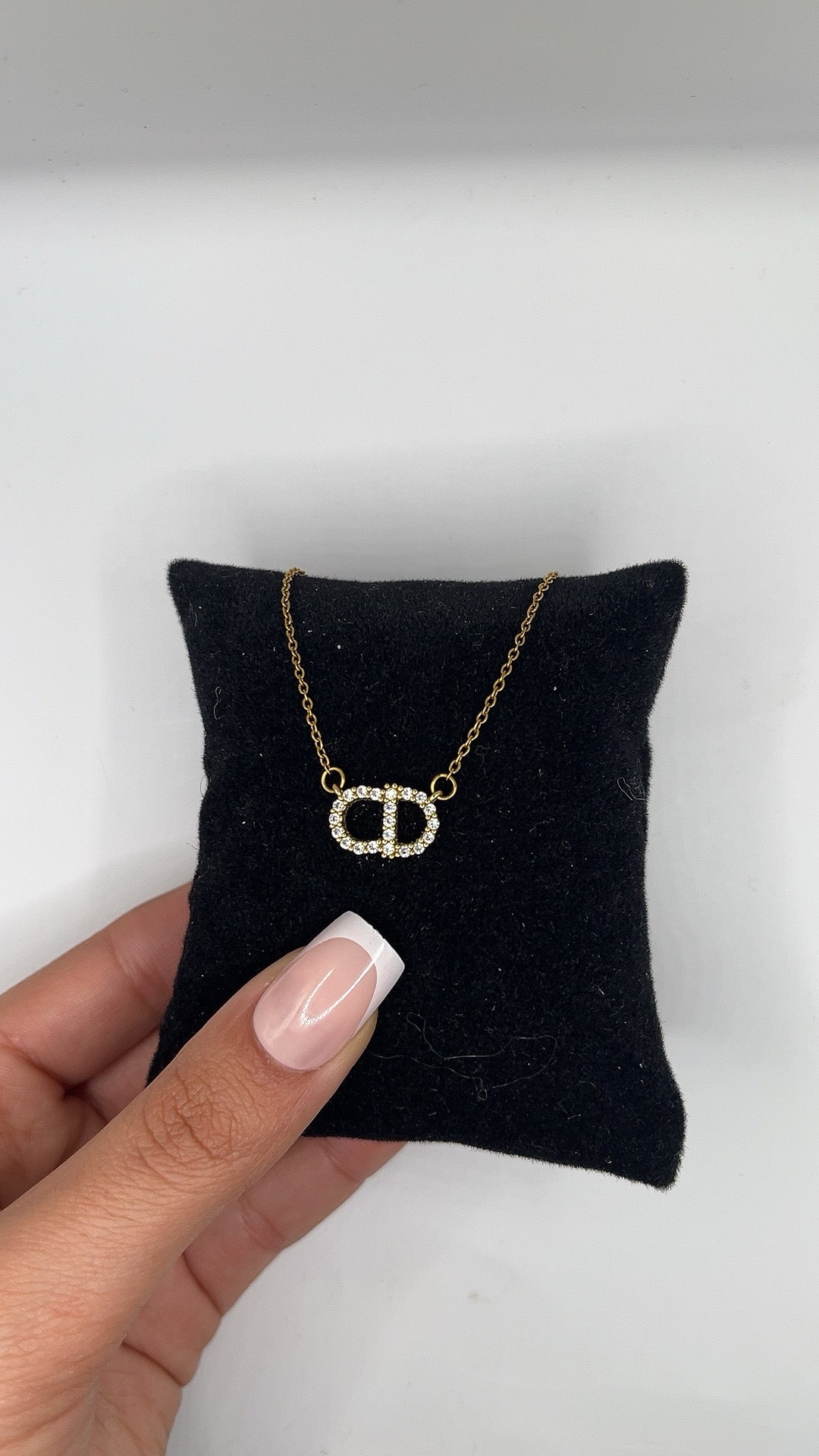 EXCLUSIVE | Necklace CD