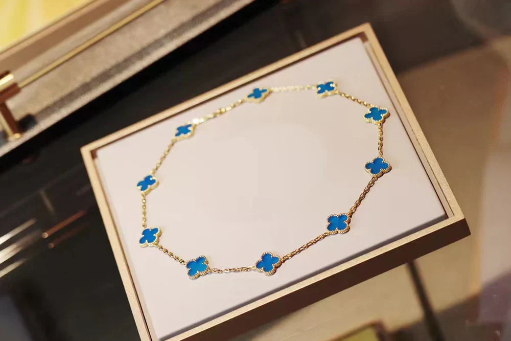 CLOVER | Necklace with 10 Clovers Blue