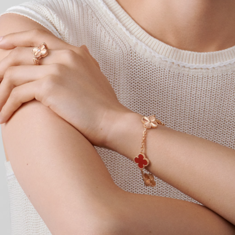 CLOVER | Bracelet Red Rose Gold Guilloché